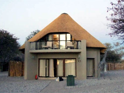 Luxury two-room bungalow at Okaukeujo